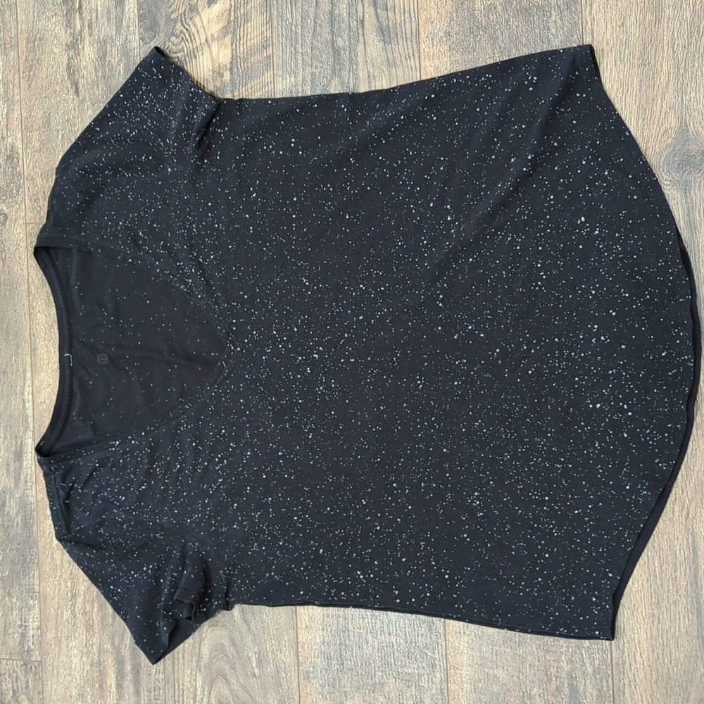 lululemon Black Short Sleeve Tee